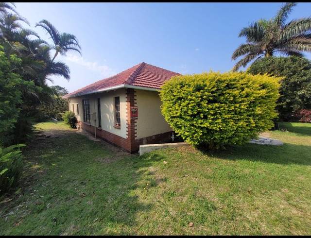 4 BEDROOM HOUSE FOR SALE IN MANABA BEACH